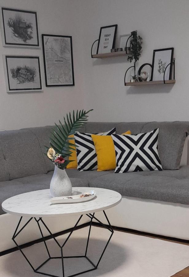 Apartmani Jasmina 2 Bihać Exterior foto